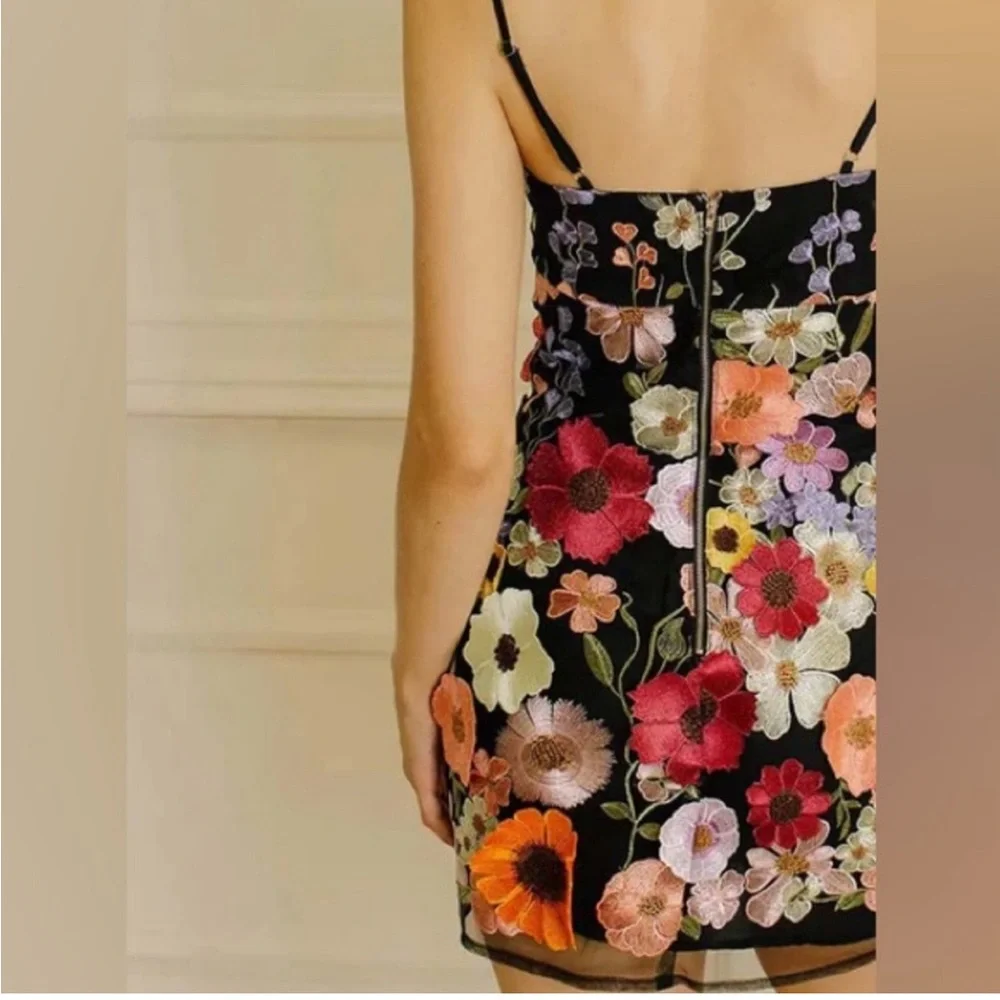 Storia 3D Floral Dress | Size: Large - Picture 3 of 7